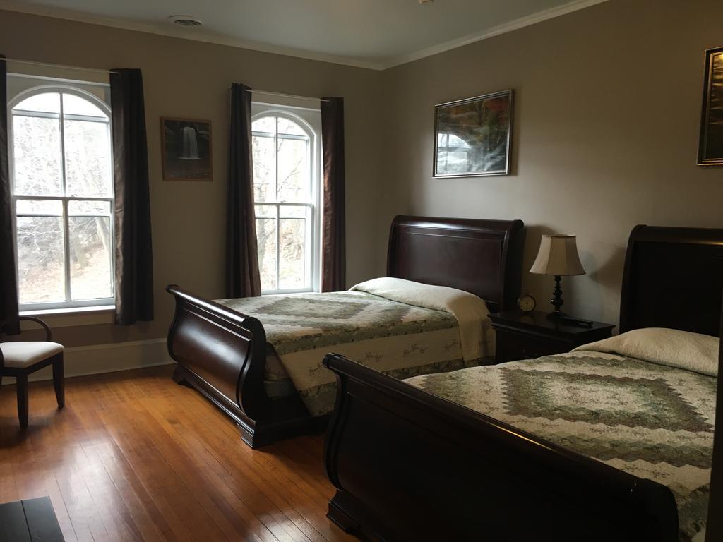Cook Mansion Bed & Breakfast Montour Falls Exterior foto